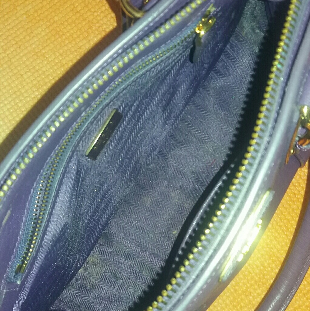 rare vintage prada medium lux tote - Picture 6 of 8